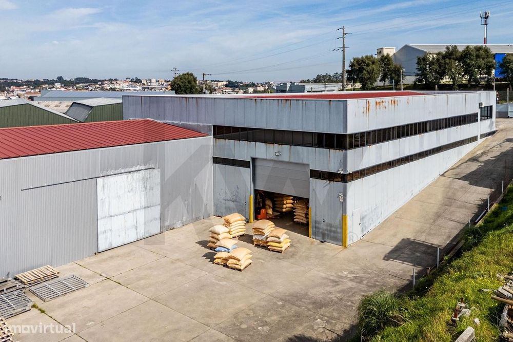 Armazém Industrial | Zona Industrial do Casalinho – Lourosa