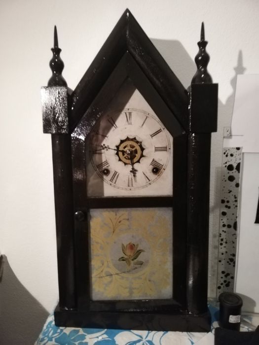 Relógio antigo capela