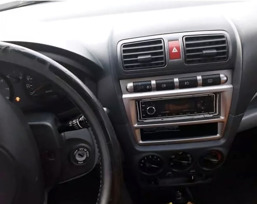 КІА Picanto 2004 року, 1.1 бензин, механіка.