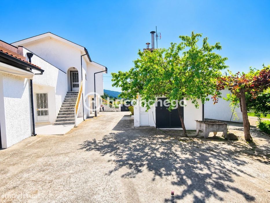 Quintinha com 2 moradias prontas a habitar – Alheira, Barcelos