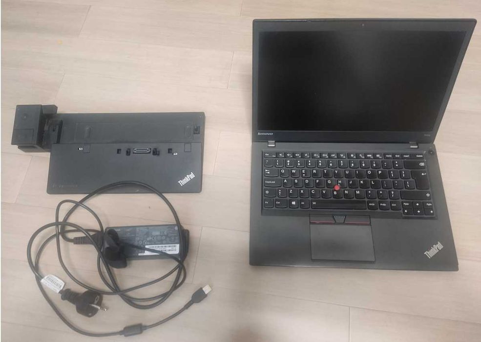 Laptop Lenovo ThinkPad T450S + zasilacz + stacja dokująca