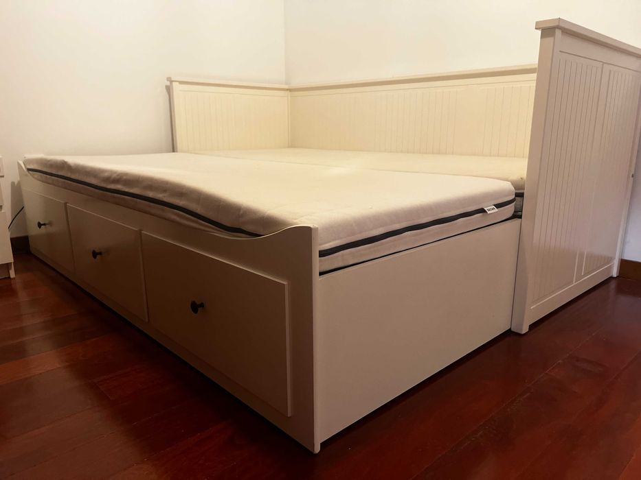 Cama IKEA HEMNES + 2 colchões ÅFJÄLL