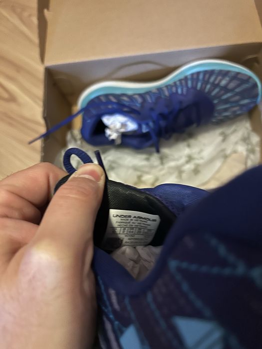 Nowe buty Under Armour Charged 44