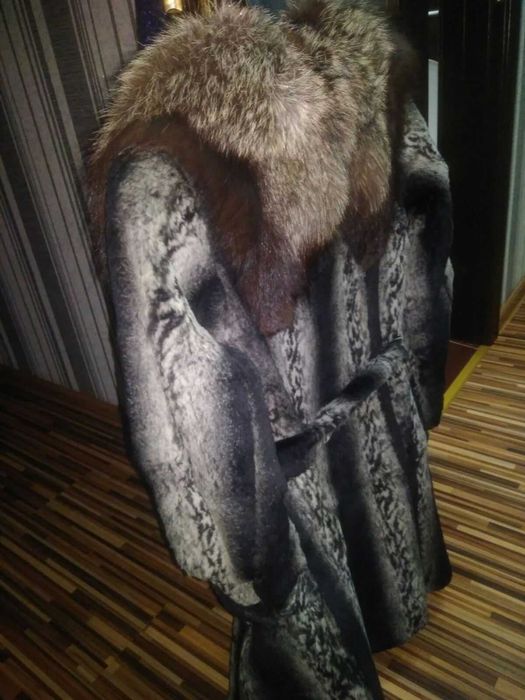 Продам шубу (шубку)