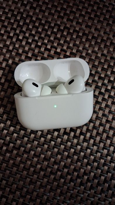 Apple AirPods Pro 2-го поколения