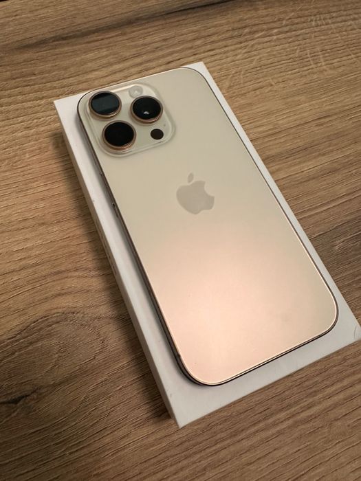 iPhone 16 Pro 256gb Desert Titanium