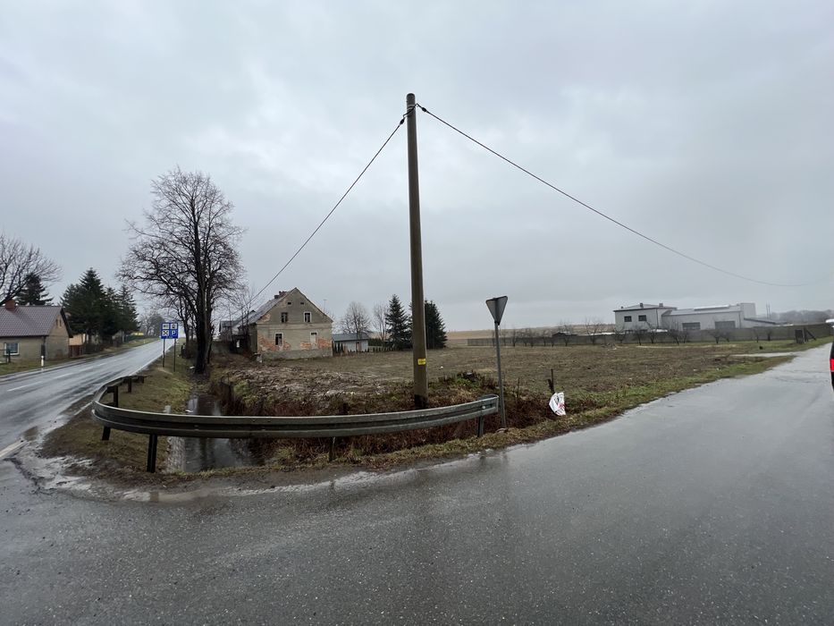 Działka Inwestycyjna przy drodze krajowej nr 46