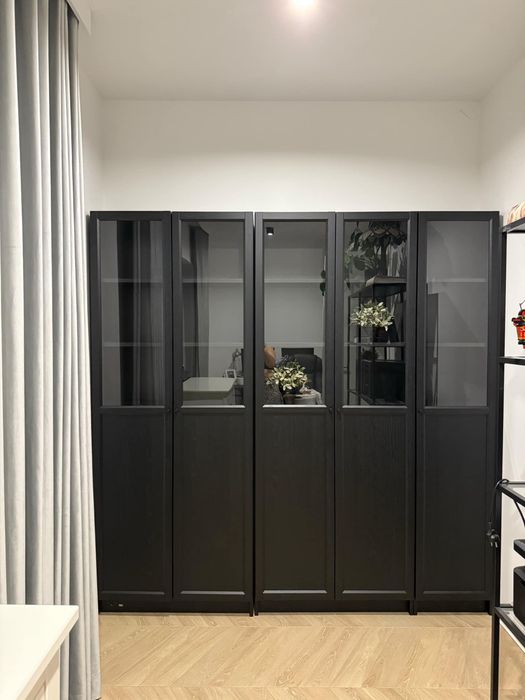 IKEA BILLY / OXBERG – 3 witryny czarne, stan idealny