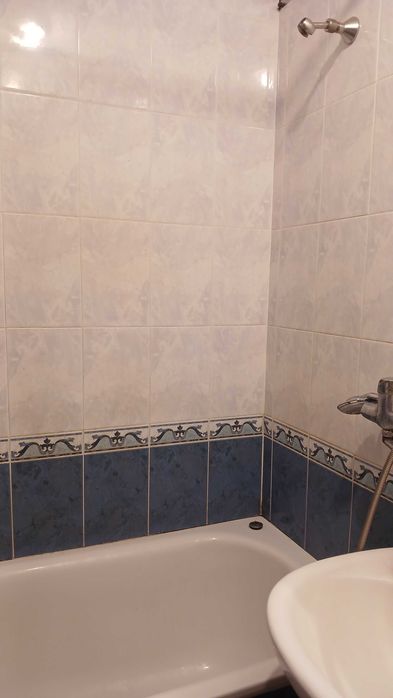 Сдаю в аренду комнату для девушки Космонавтов,ост Винграновского