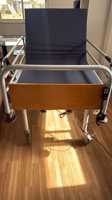 Cama Hospitalar elétrica articulada