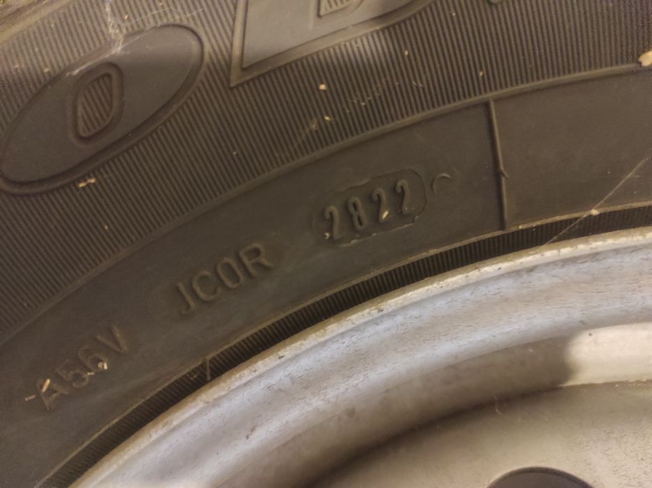 Диски з резиною Опель віваро