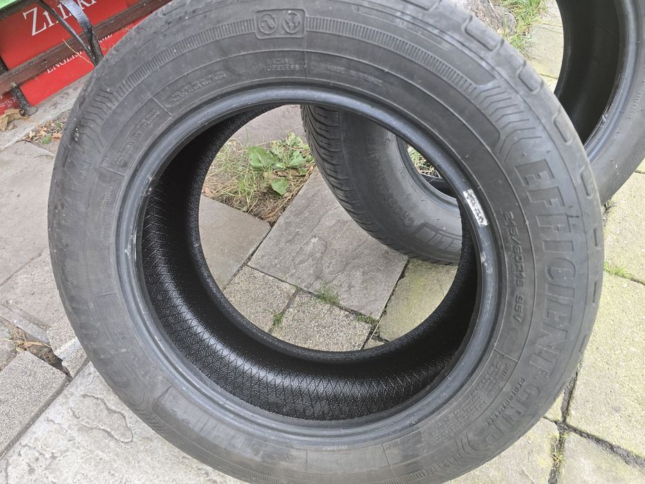 Komplet opon 215/65 R16