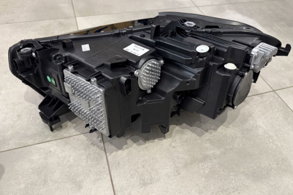 Фары в стиле Laser BMW X5 G05 F95 X6 G06 F96 18-22г оптика лазер