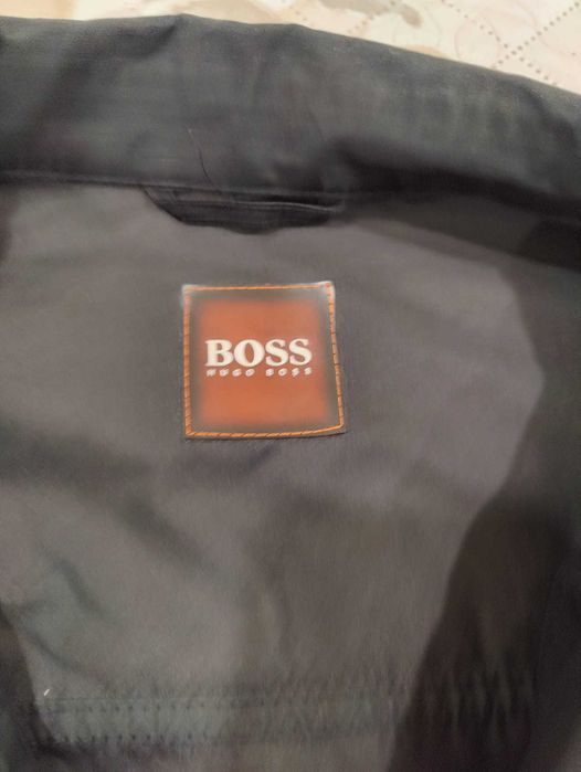 Casaco Hugo Boss tam. XL em excelente estado!