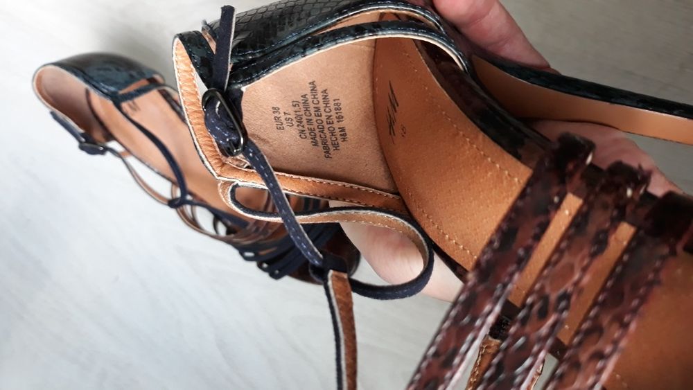 Sandały H&M r.38 na obcasie