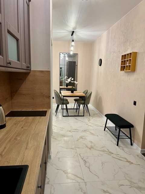 New! 3 кімнатна в Центрі!Подобово