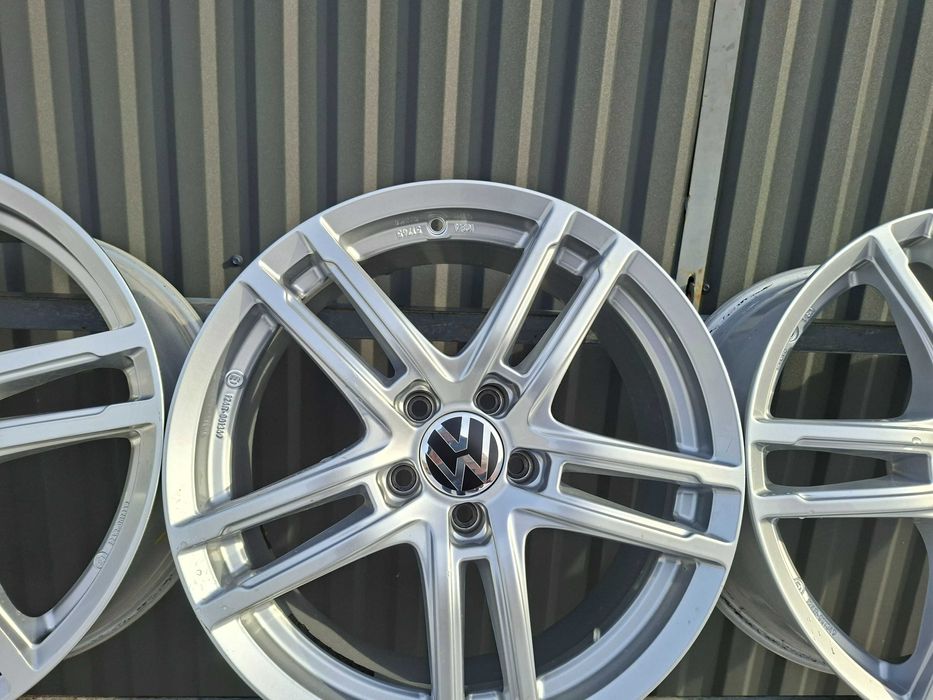 Диски Dezent 5/112 R18 8J ET44 Фольцваген Ауді  2021рік .