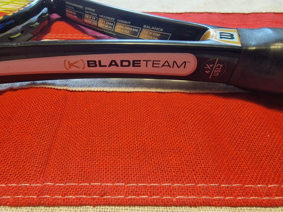Rakieta tenisowa Wilson (K) Blade Team