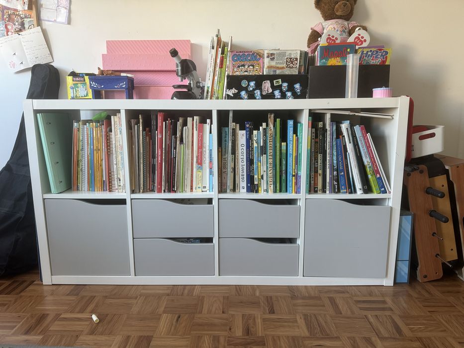 Estante IKEA KALLAX em perfeita condicao