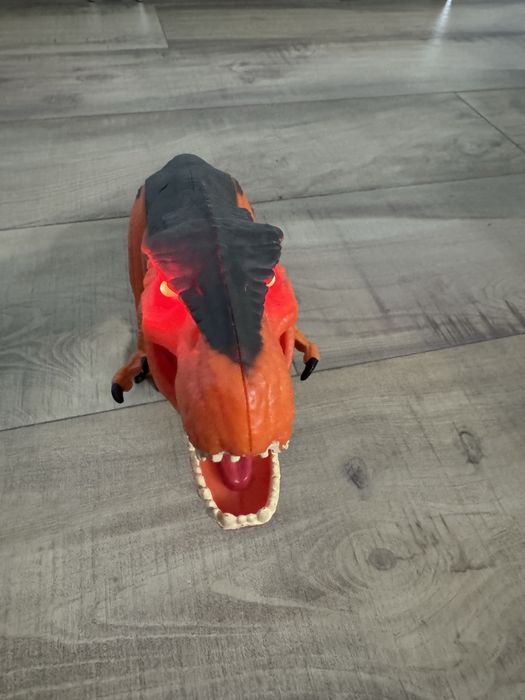 Tiranossauro Laranja Andador 45 cm