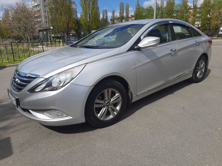 HYUNDAI SONATA 2013 VIN KMHEC41LBEA605692 фото оголошення 4 з 17