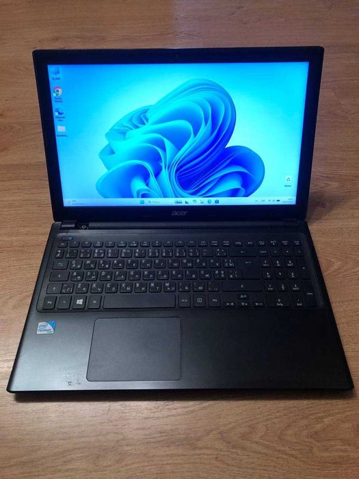 Acer Aspire V5-531 ( 15.6" / SSD 256GB / 8GB / Win 11 )