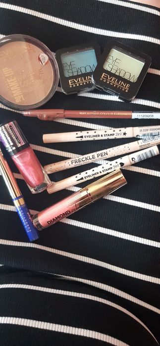 Zestaw kosmetyków Eveline Cosmetics