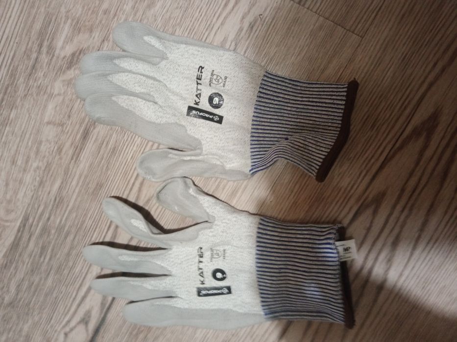 Rękawice antyprzecieciowe rozm9