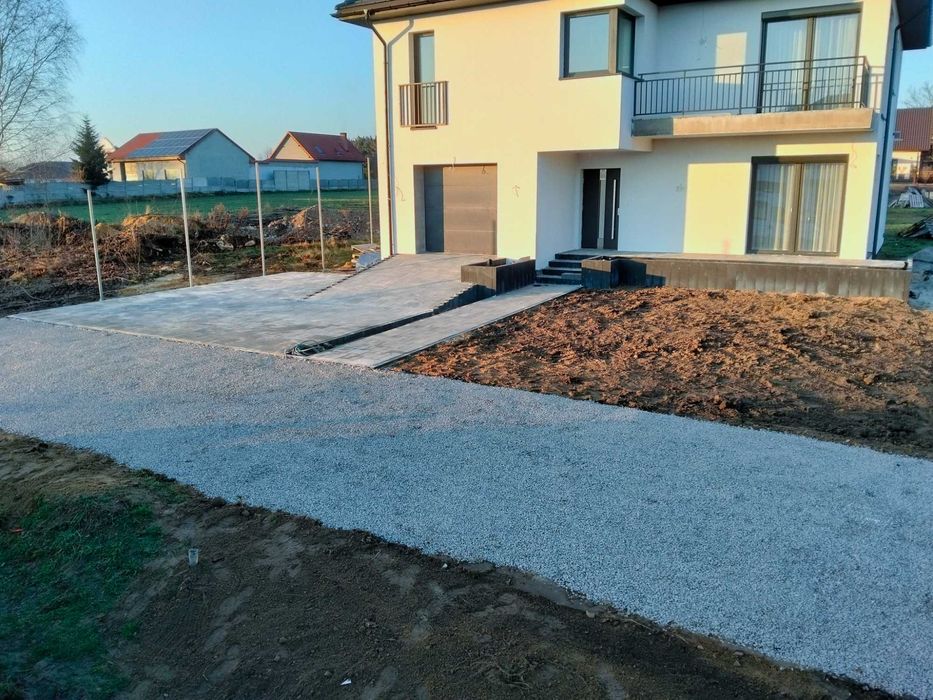 BRUKARSTWO Układanie kostki brukowej Usługi Brukarskie