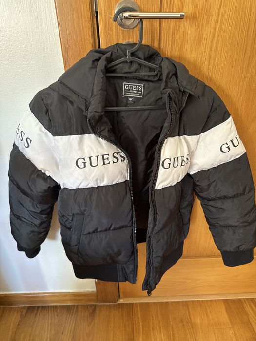Casaco Guess tamanho 12 anos