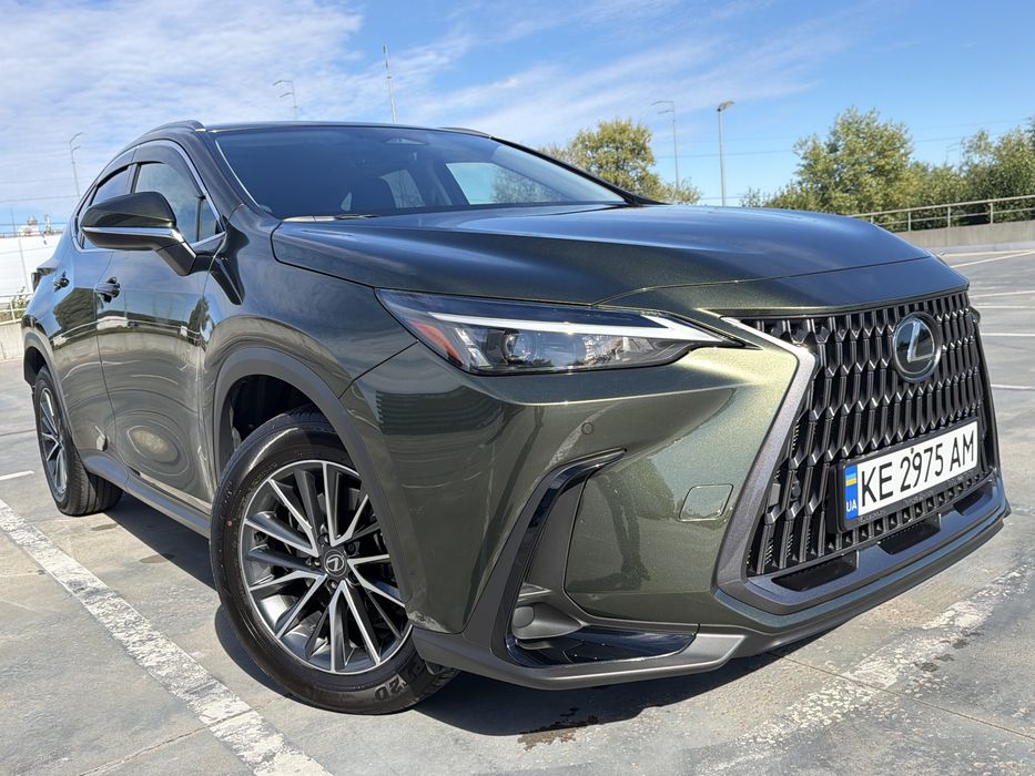 Офіційний Lexus NX 2024р.в. 12 т.пр.В новому стані.На гарантії!