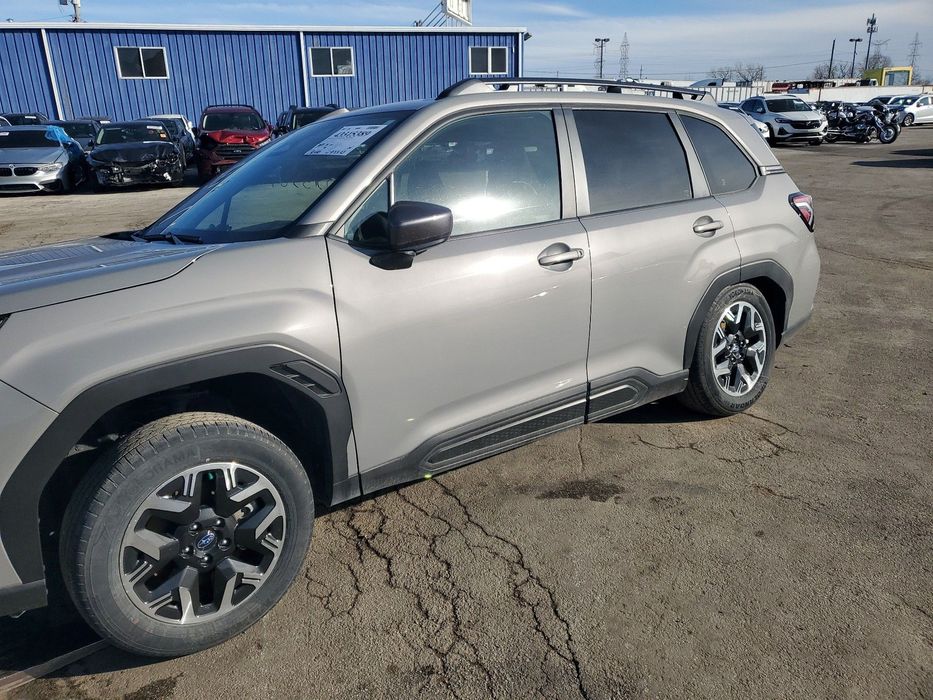 Запчастини субару форестер 2025 рік під бронь , покоління SL