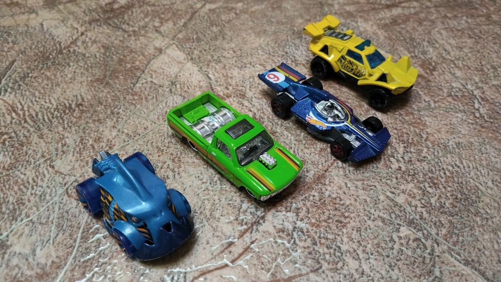 Hot wheels комплект/поштучно