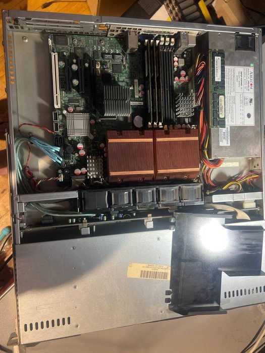 Сервер Supermicro 1U — на запчастини / для відновлення