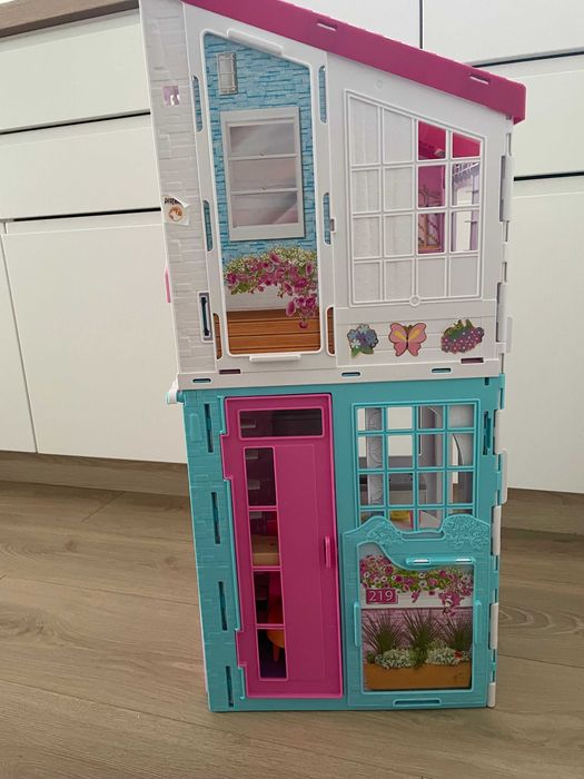 Domek Barbie z wyposażeniem tylko odbiór osobisty