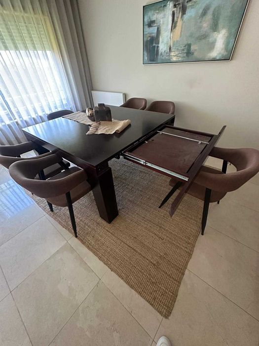 MESA DE SALA EXTENSÍVEL (Fechada - 140 x 140 | Aberta - 240 x 140)