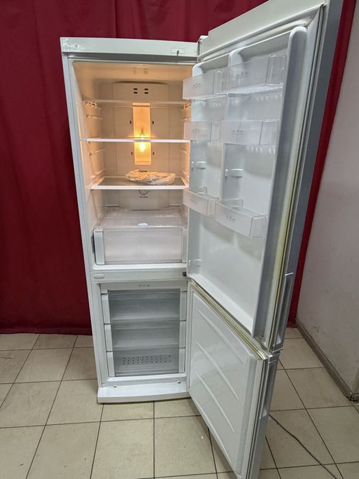 Холодильник LG No Frost 190/60/60
