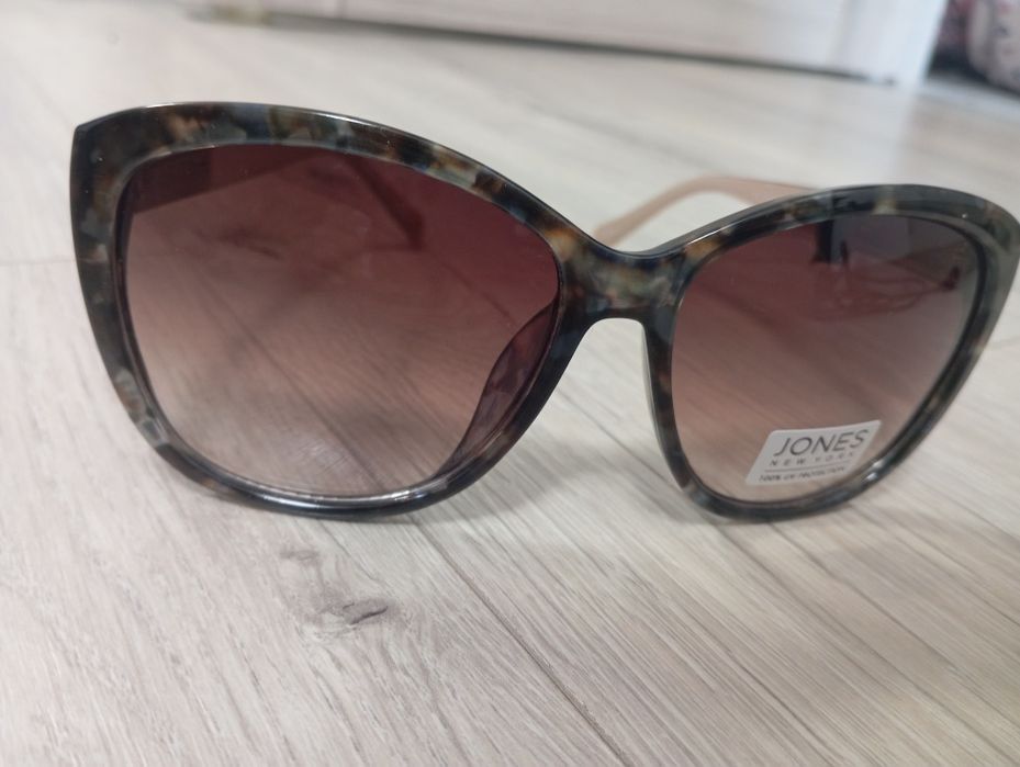 Сонцезахисні окуляри jones New York