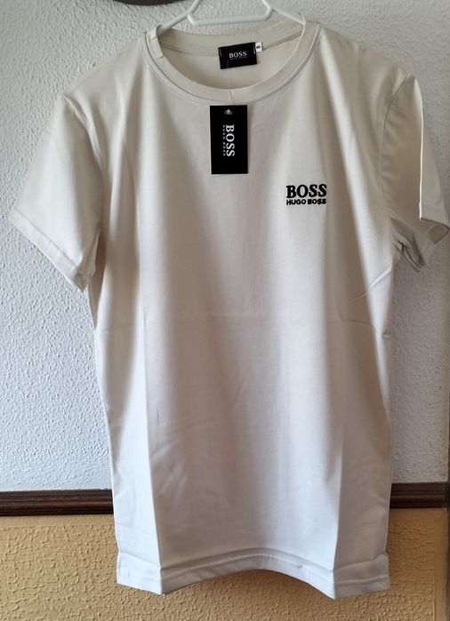T-shirt manga curta