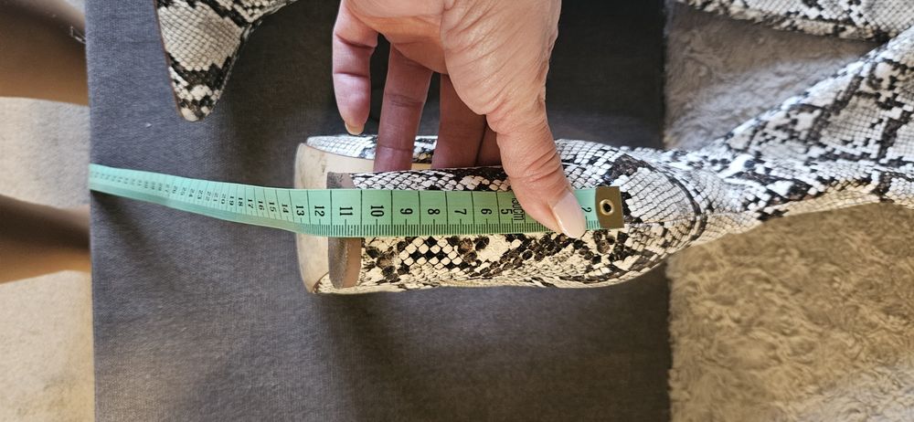 Kozaki wiosenne w panterkę rozmiar 38