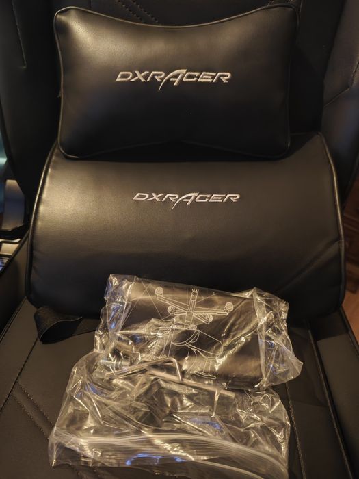 Cadeira gaming DX Racer