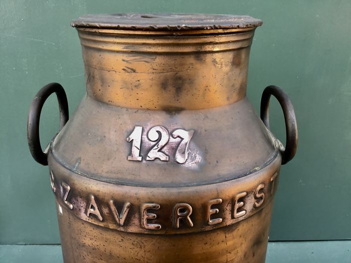 Leiteira antiga em cobre