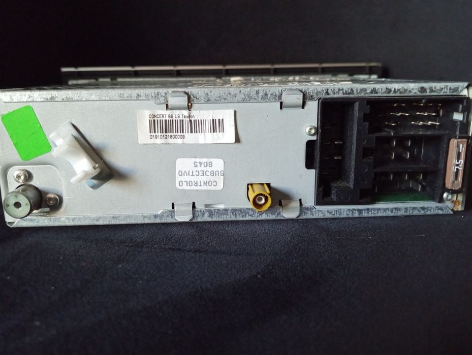 Radio samochodowe audi concert ll z kodem