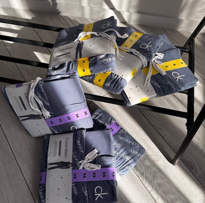 піжама calvin clein нова