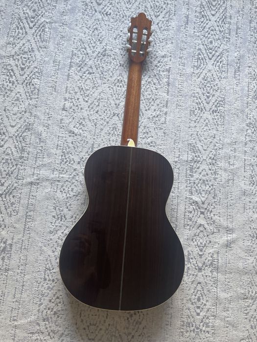 Продам класичну гітару Oriental Cherry CG410