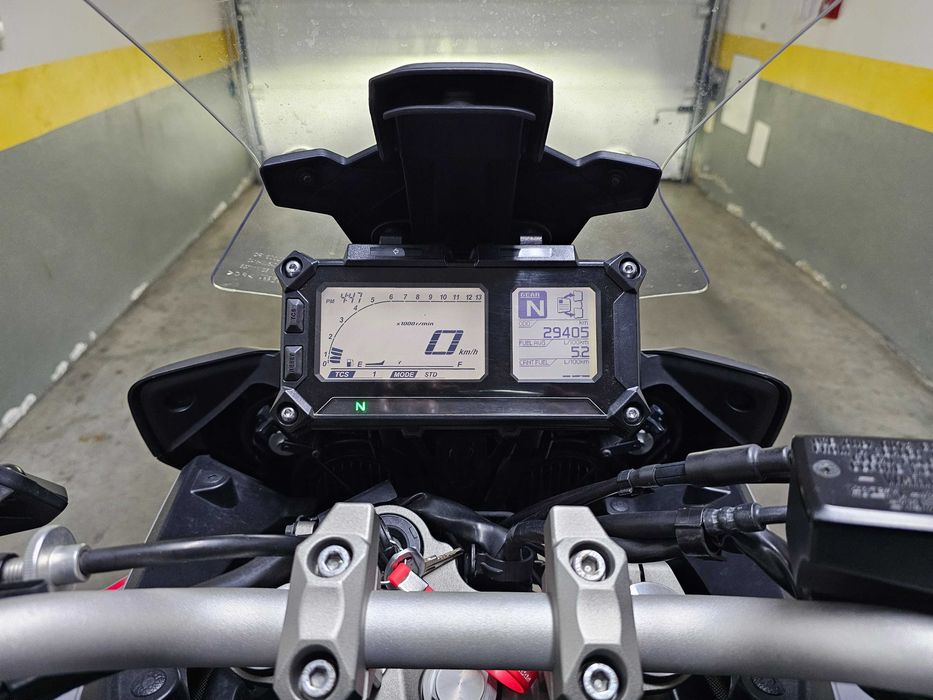 Yamaha MT09 Tracer com 29.400 kms de Novembro de 2019 Impecável