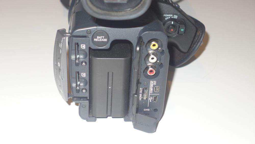 Sony Handycam hdr-ax2000