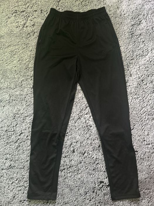 Спортивні штани Nike Dri-Fit