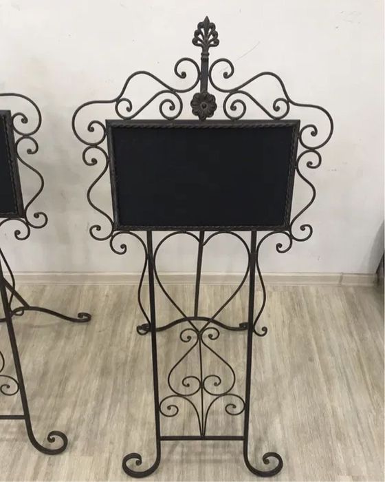 Стійка металева кована -Меню//Мольберт.Немеччина