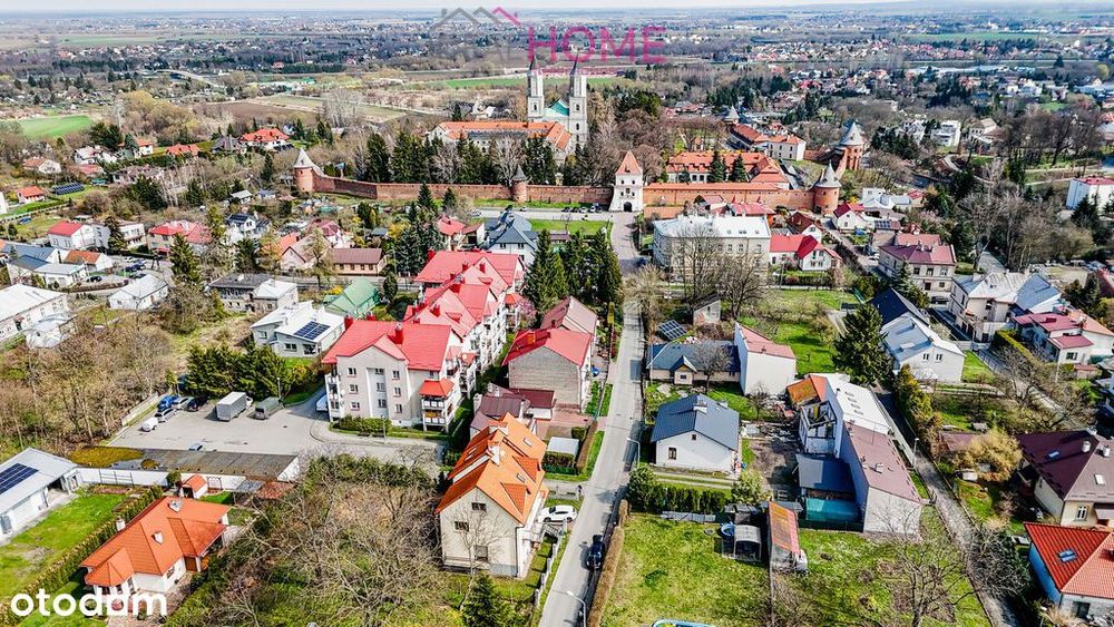 Dom na sprzedaż 382m2- Jarosław ul. Zielona